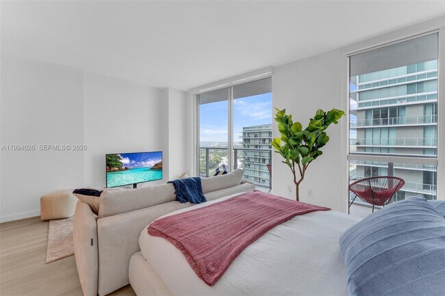 Building Photo - 1100 S Miami Ave