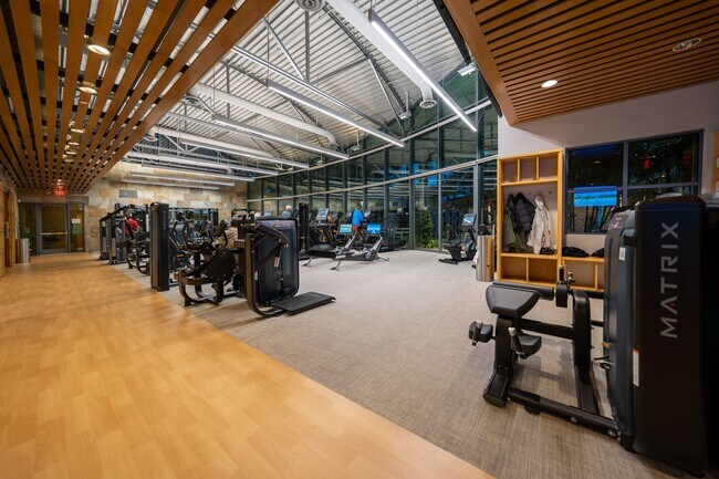 Building Photo - 113 Bowery