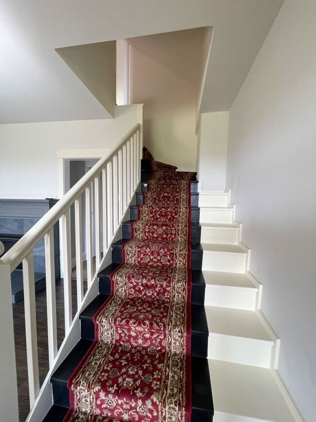 Building Photo - 3Bd/2Ba Shoreline House