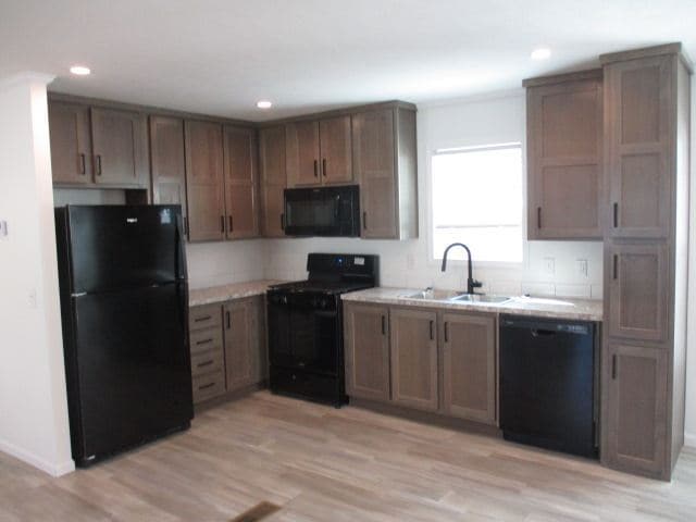 Building Photo - 7255 126th St W