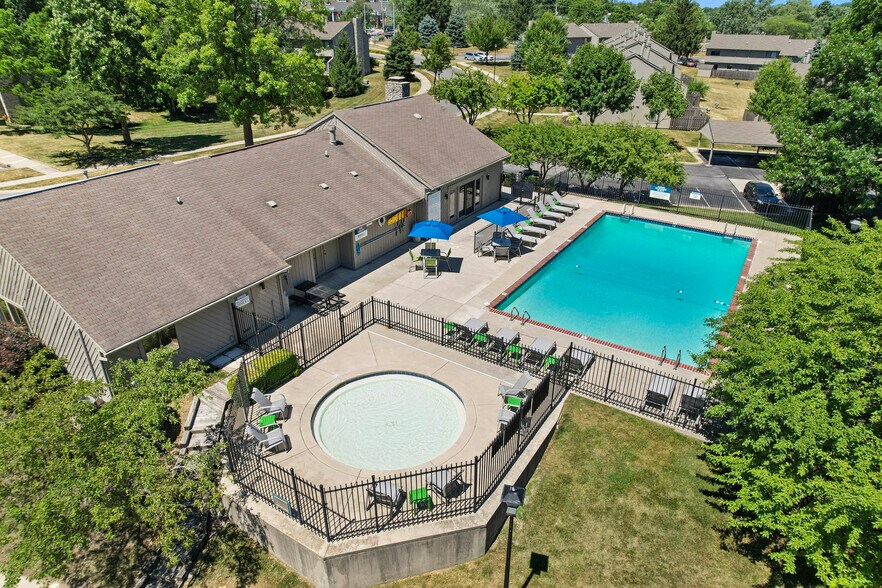 Woodbridge Apartments 5710 River Run Trl Fort Wayne IN 46825