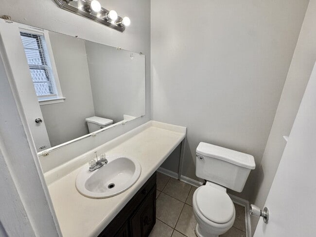 Building Photo - 6368 Leamont Dr