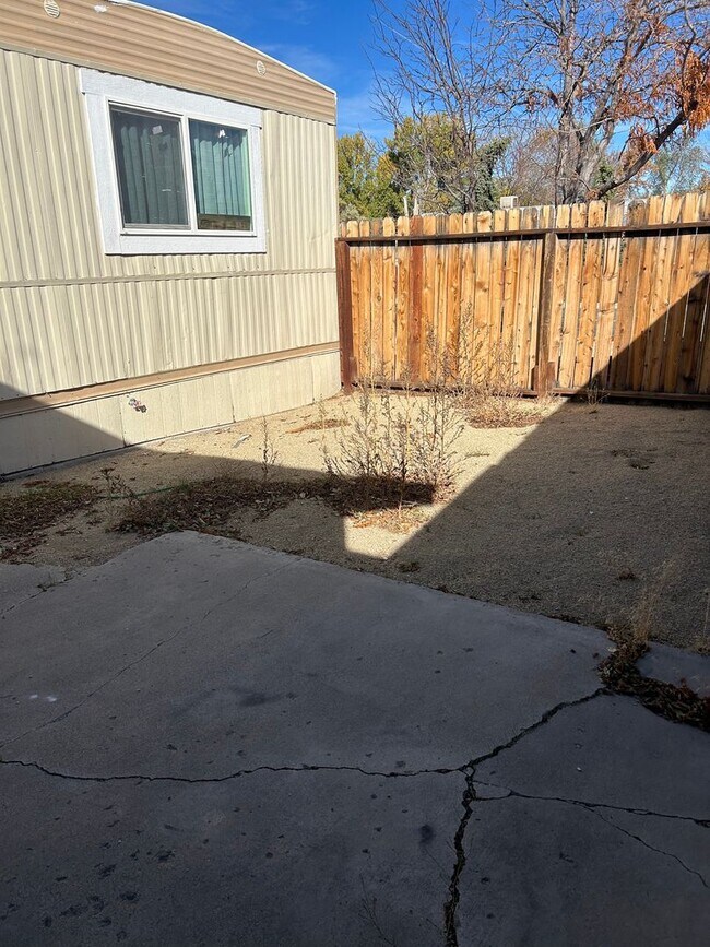 Building Photo - 3801 Sherman Ln