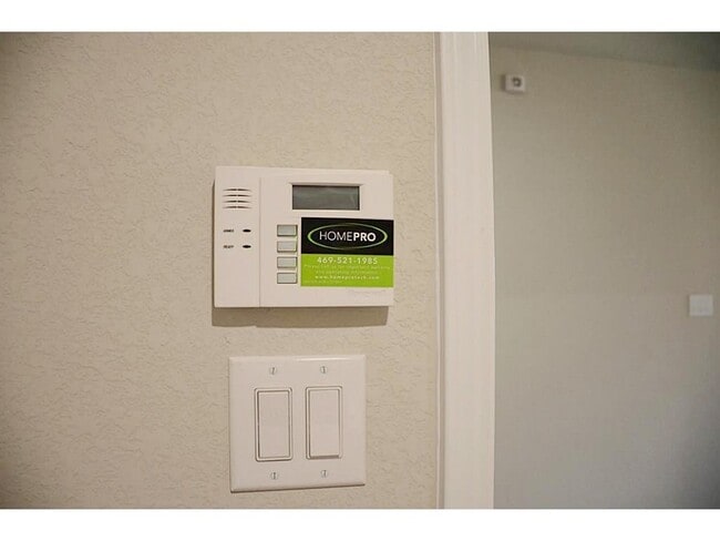 Building Photo - 9507 Green Maple Ct