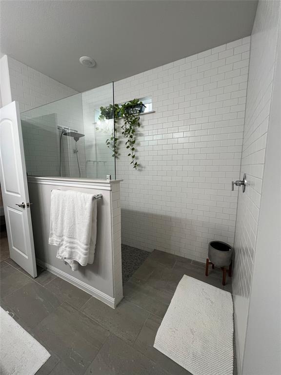 Building Photo - 107 Hornbill Dr