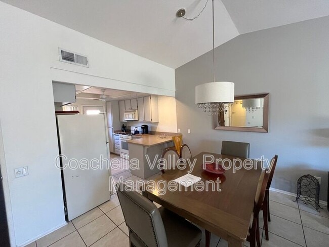 Building Photo - 82135 Bergman Dr