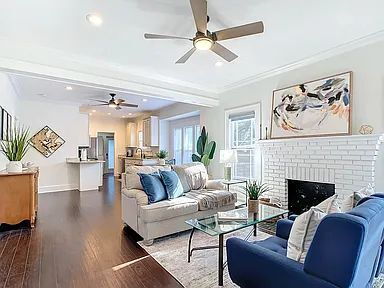 Building Photo - Fully Furnished St. Pete Pool Home Near Crescent Lake