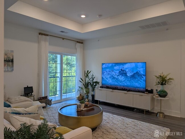 Building Photo - 1138 Vanderbergh Blvd