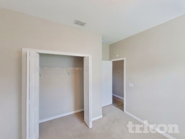 Building Photo - 10744 Carloway Hills Dr