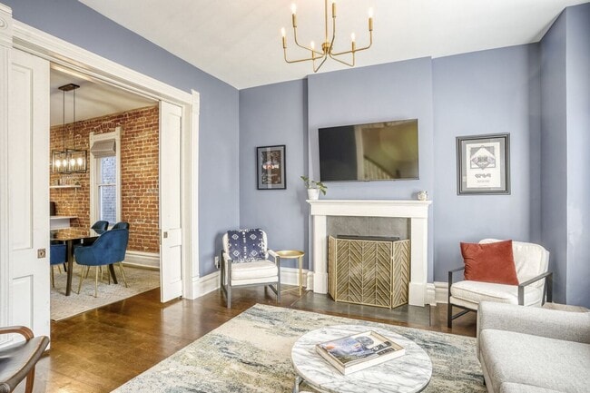 Building Photo - Renovated Historic 4BR Denver Home w/ Private Yard