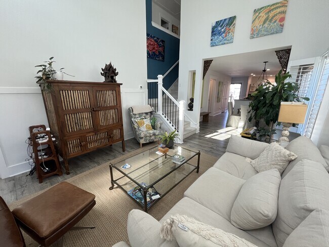 Building Photo - 16 Old Stoney Ln