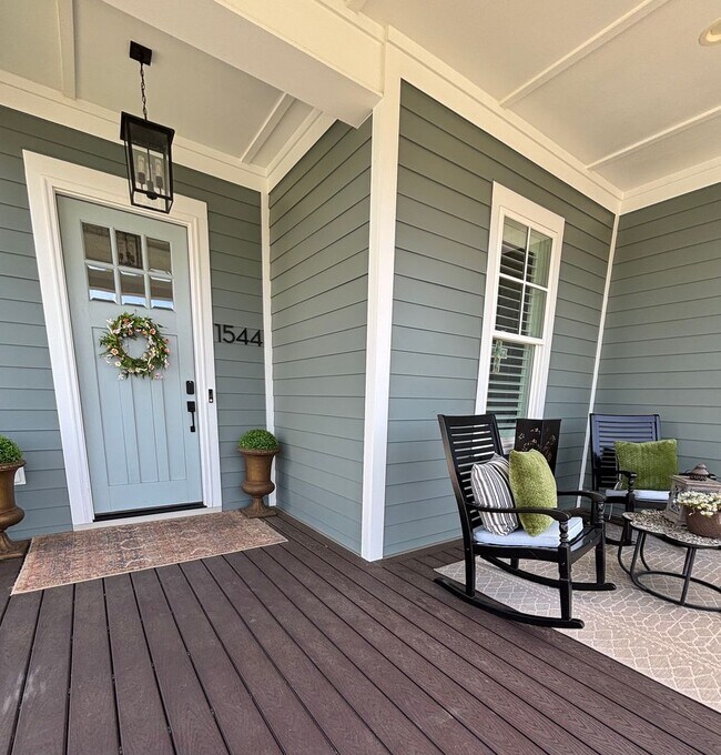 Building Photo - Home in Brookberry Farms community