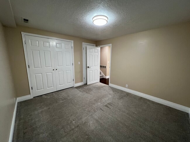 Bedroom No. 3 - 5577 S Walden Glen Dr
