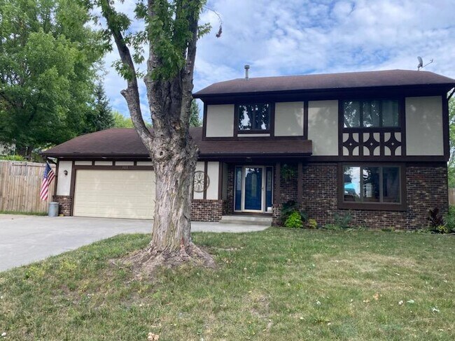 Primary Photo - 1121 Spring Hill Rd