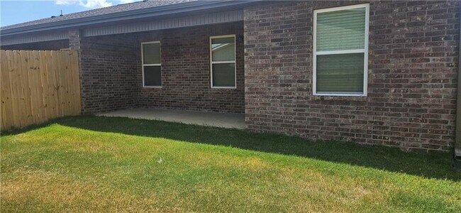 Building Photo - 6814 Toby St