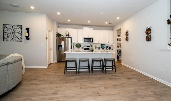 Building Photo - 26082 Woven Wicker Bnd