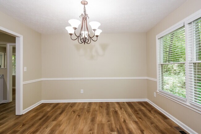 Building Photo - 2984 Leasa Ct