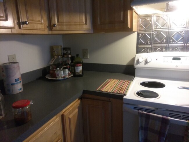 Building Photo - 29B Edgewood St