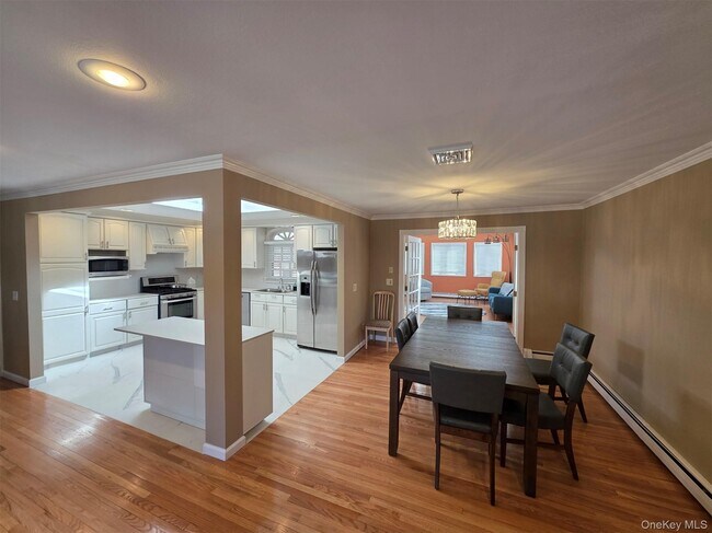 Building Photo - 29 Carriage Hill Ln