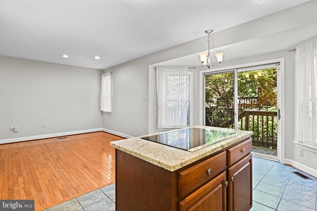 Building Photo - 1459 Hampton Hill Cir