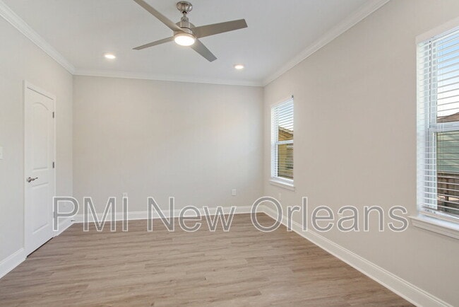 Building Photo - 2232 Bienville St