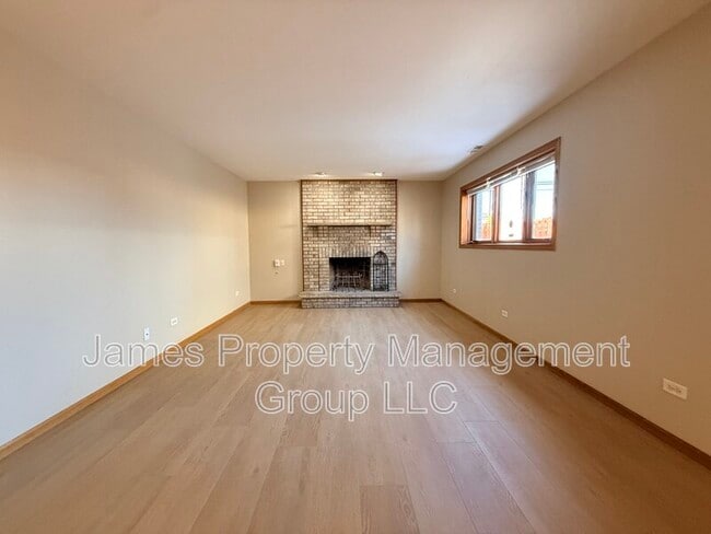 Building Photo - 430 Campbell Ave