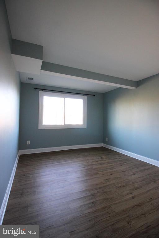 Building Photo - 1931 N Cleveland St