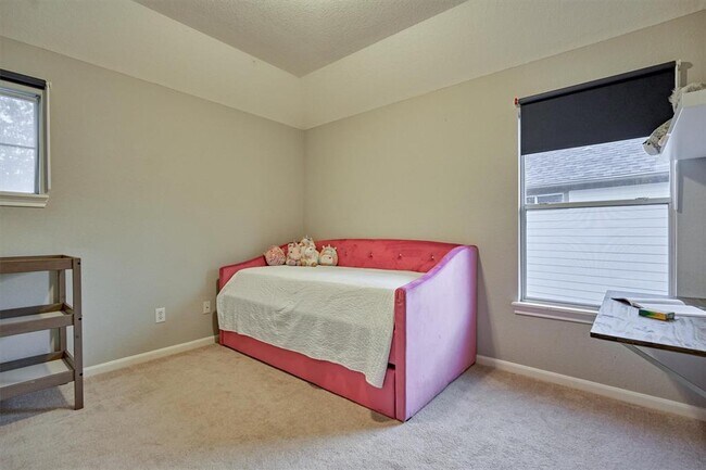 Building Photo - 131 Zephyr Bend Pl