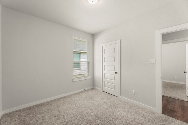 Building Photo - 21811 Lime Moss Ln