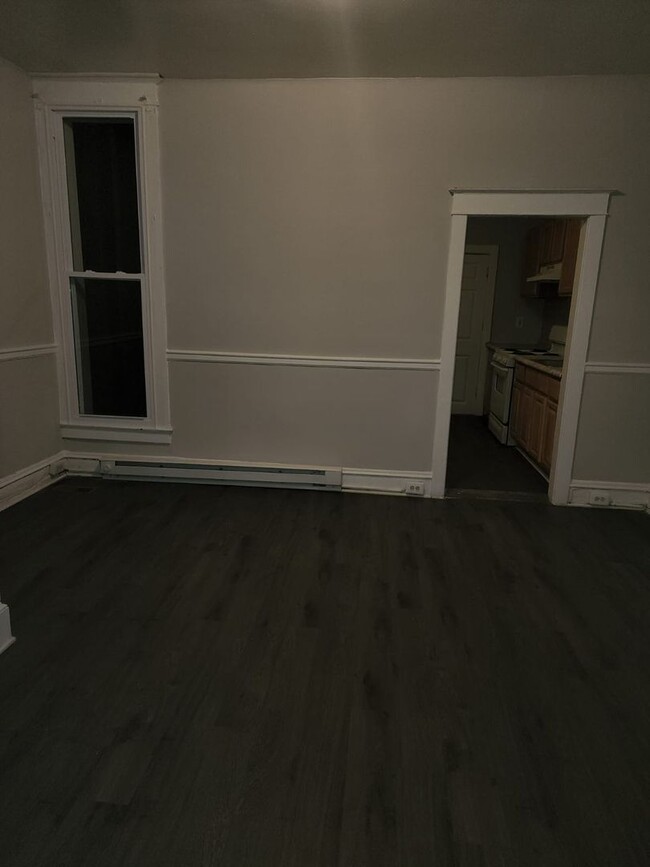 Building Photo - Remodeled home - Olney