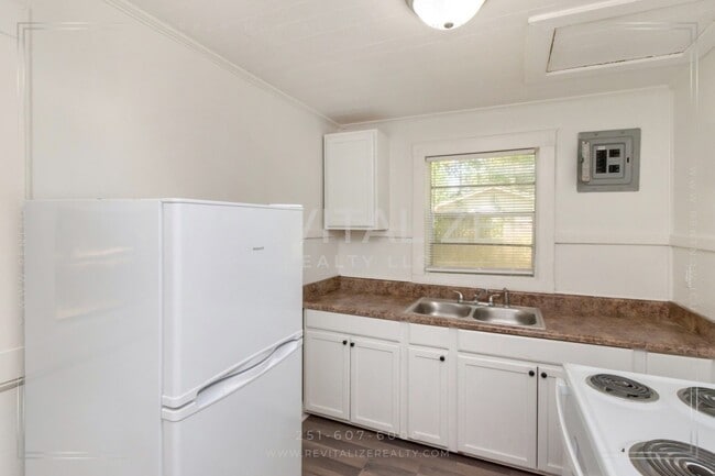 Building Photo - Newly Updated 1 Bed/1 Bath House in Mobile!