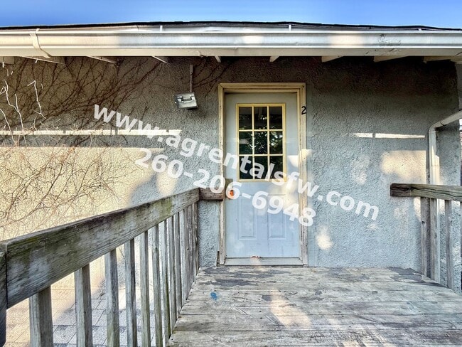 Building Photo - 209 S West St