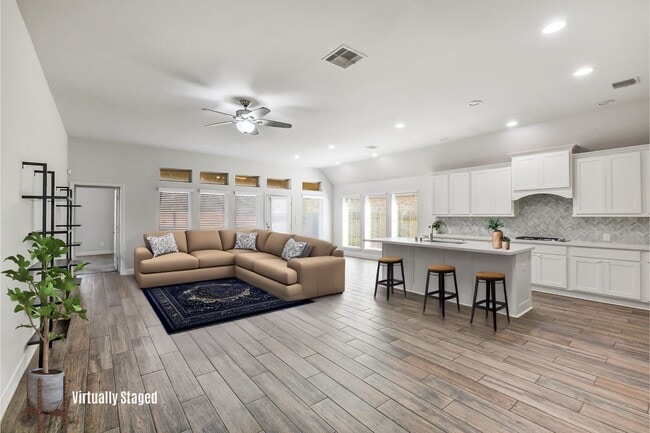 Building Photo - 10835 High Red Mesa