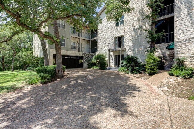 Building Photo - 2508 Enfield Rd