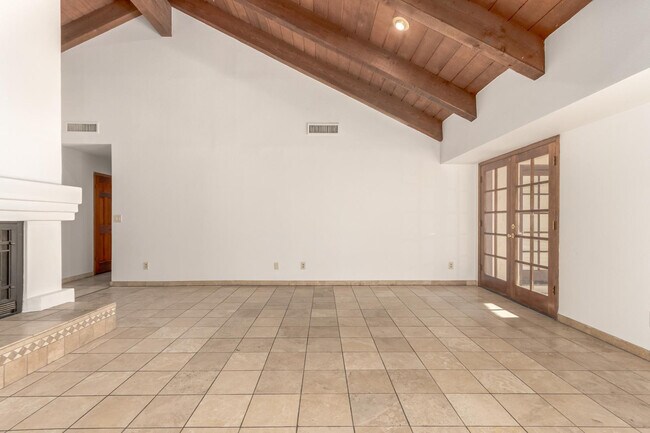 Building Photo - 805 W Toledo St