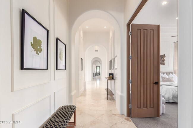 Building Photo - 6900 E Ironwood Dr