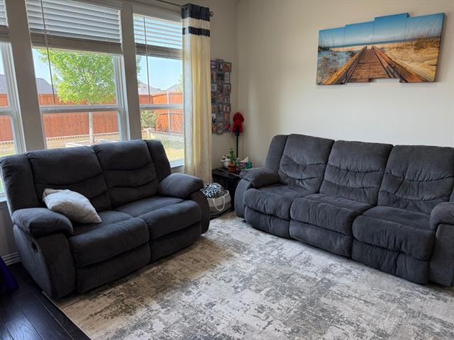 Building Photo - 2505 Temple Dr