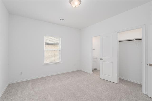 Building Photo - 908 Utica Dr