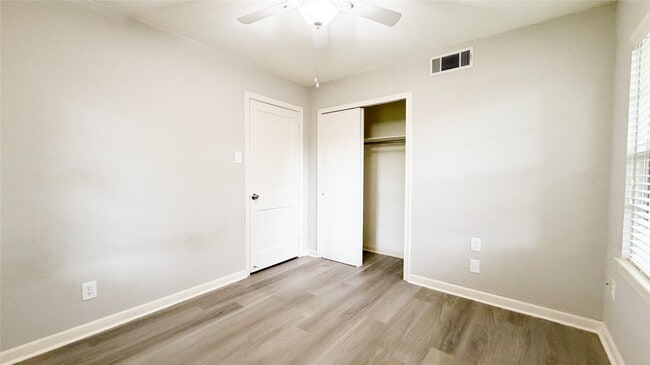 Building Photo - 7007 Housman