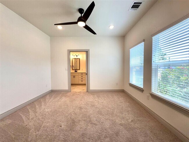 Building Photo - 2105 Tiger Trail