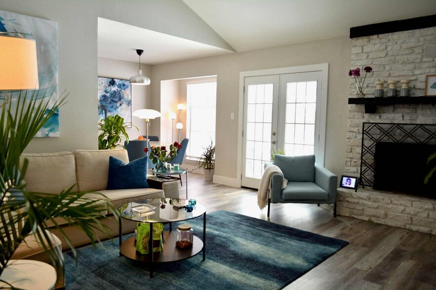 Building Photo - 508 Chisholm Valley Dr