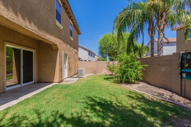 Building Photo - Gorgeous 3 bed/2 bath in Power Ranch!
