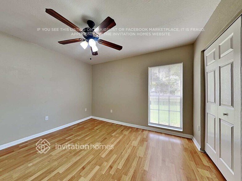 Building Photo - 614 W Windhorst Rd