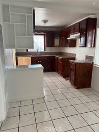 Building Photo - 3913 W 118th St