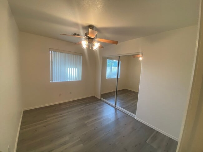 Building Photo - Charming 3 Bedroom 2 Bath Home