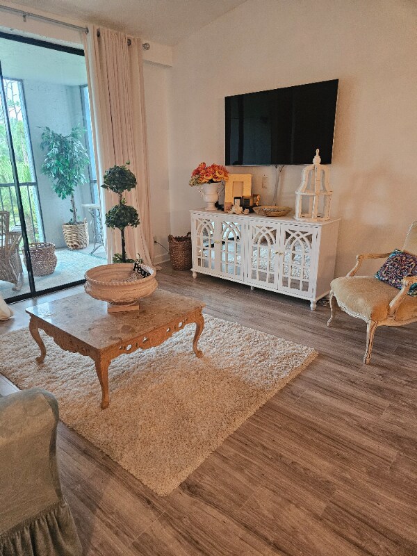 Building Photo - 13545 Eagle Ridge Dr
