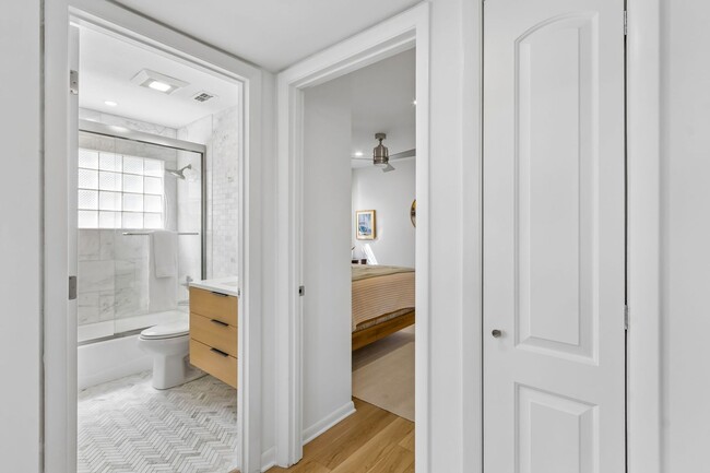 Building Photo - Steps to the Ocean! 3/3, 2198sq', Ocean View, Furnished