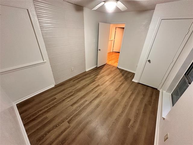 Building Photo - 2108 Blossom Ln