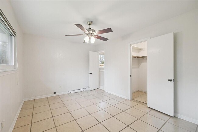 Building Photo - 209 Tallant St