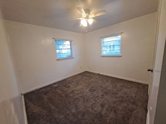 Building Photo - Recently Renovated 3BR/1BA Home!